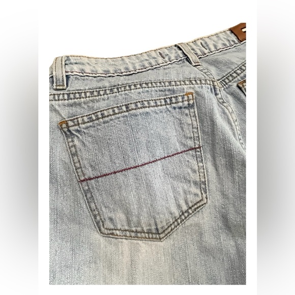 Vintage Y2K Tommy Hillfiger women’s size 8 light-wash straight 32 inseam - Picture 3 of 10